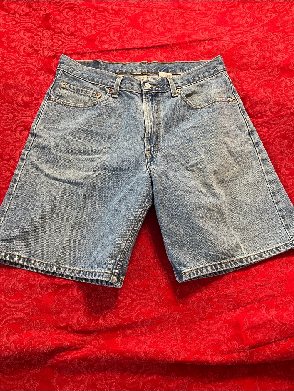 Levi's 550 Relaxed Fit Denim Shorts Men's 33 Light Wash Blue Jean Shorts